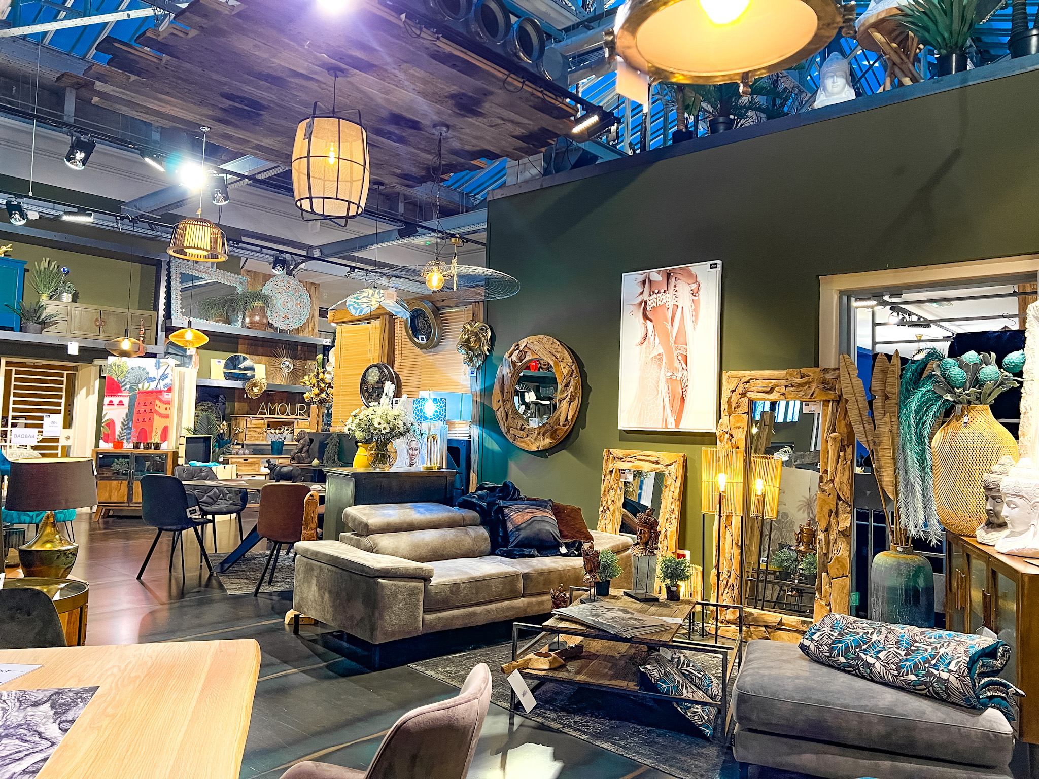 Azur Calais Côte d'Opale boutique de meubles et décoration pour la maison